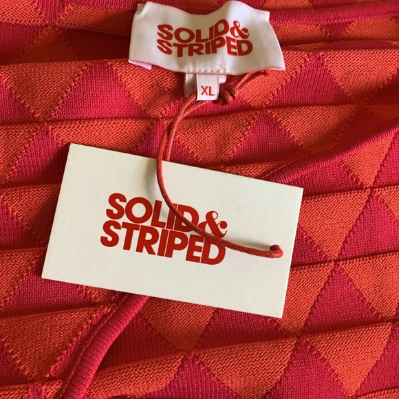 The Kiana Midi Dress in Texture Geo - Picture 3 of 4